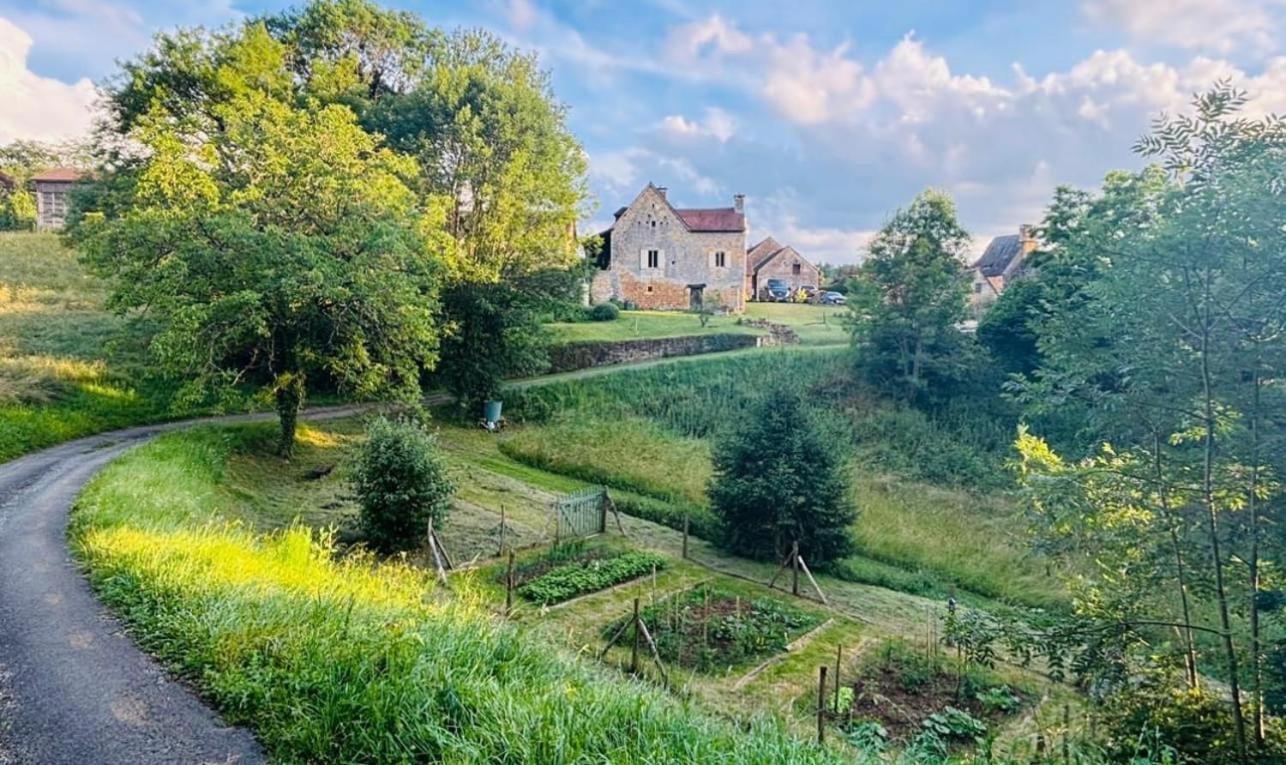 Chambre d'hôtes Lasserre Saint-Amand-de-Coly Extérieur photo